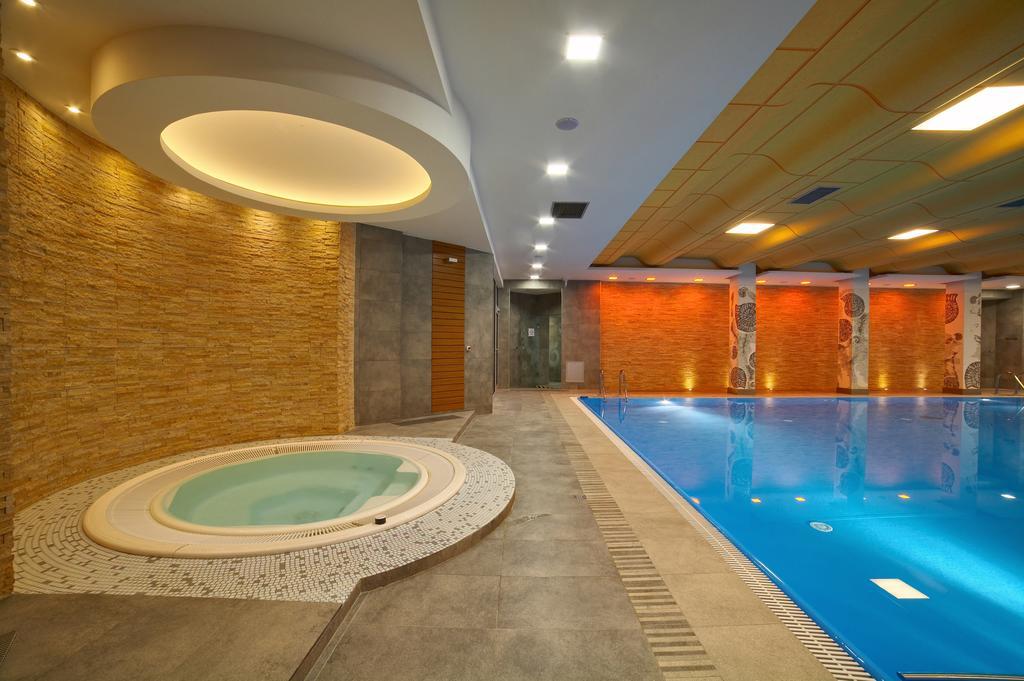 Hotel Perla Bieszczadow Geovita Czarna  Buitenkant foto