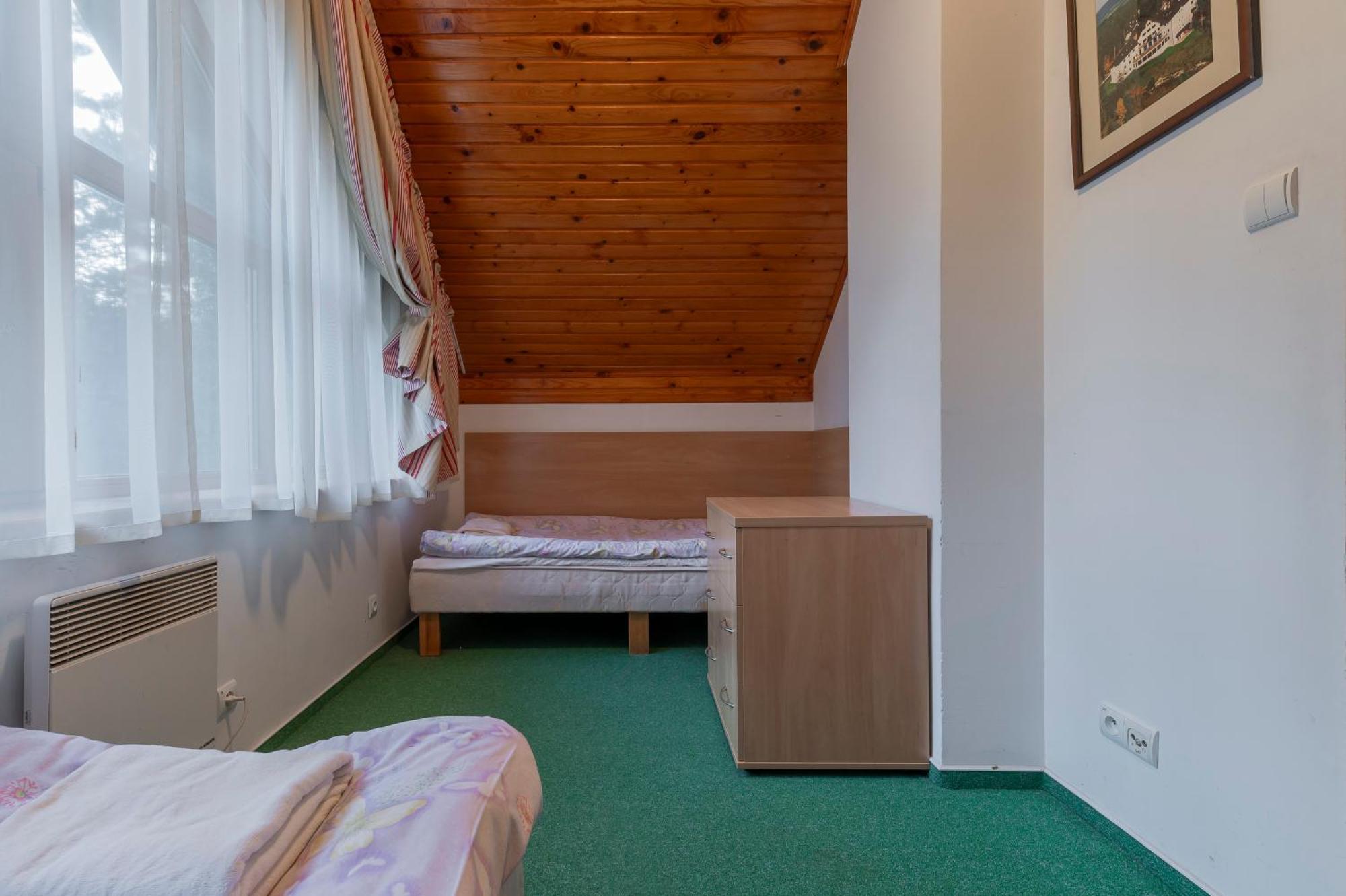 Hotel Perla Bieszczadow Geovita Czarna  Buitenkant foto